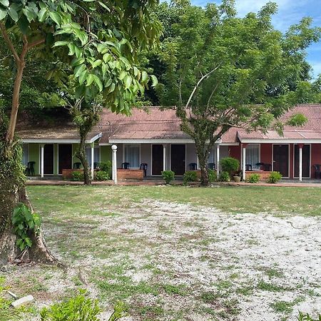 Corrie Chalet, Pantai Cenang  Esterno foto