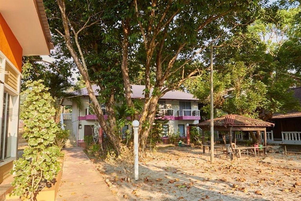 Corrie Chalet, Pantai Cenang  Esterno foto