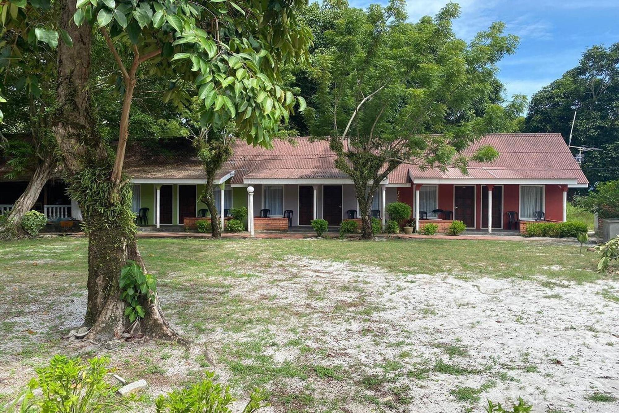 Corrie Chalet, Pantai Cenang  Esterno foto